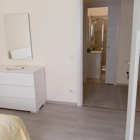 Apartman Lusitana Alloggi 2 *