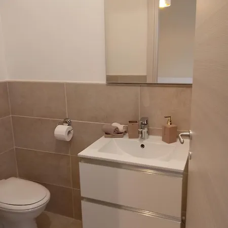 Apartamento Lusitana Alloggi 2 *