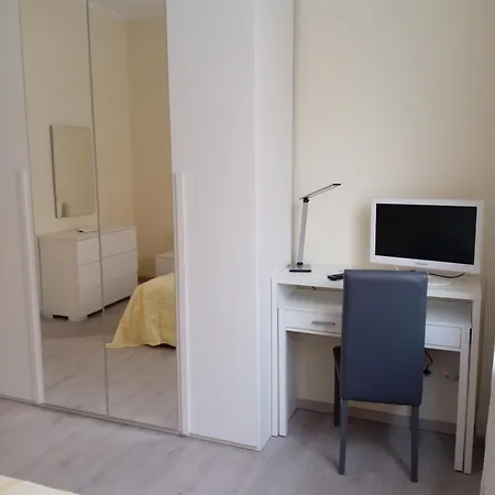 Lusitana Alloggi 2 Apartamento Foligno